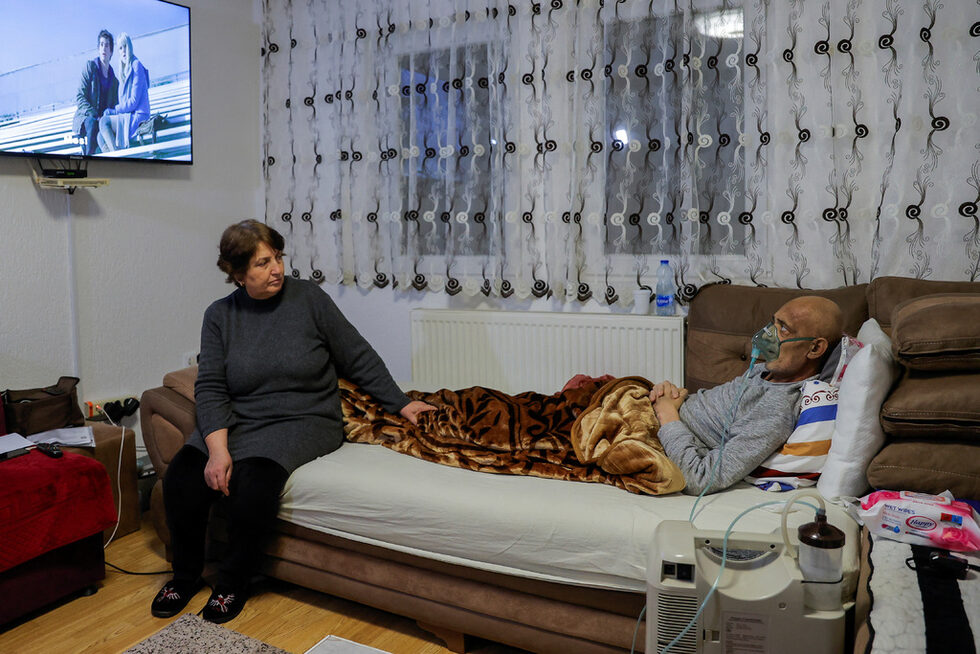 "Казвах му, че искам да му помогна, но не можех", казва съпругата му Кшеджалан.<br /><br />"Той казваше: "Само Бог знае болката, която изпитвам"