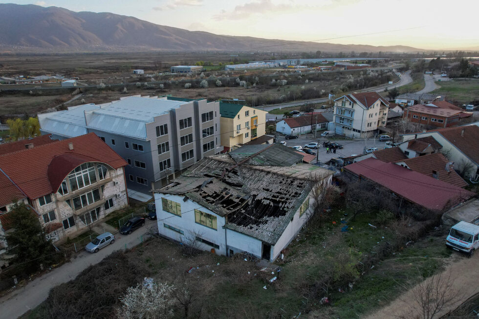 Фотогалерия: Първите часове след пожара в нощен клуб в Кочани