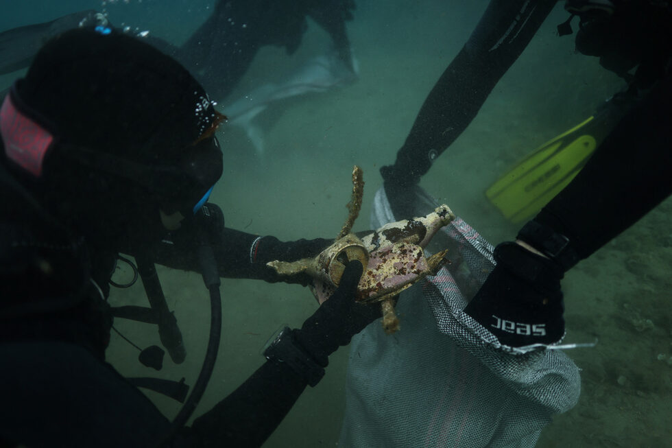 Фотогалерия: Морското дъно на Алонисос под заплаха от замърсяване