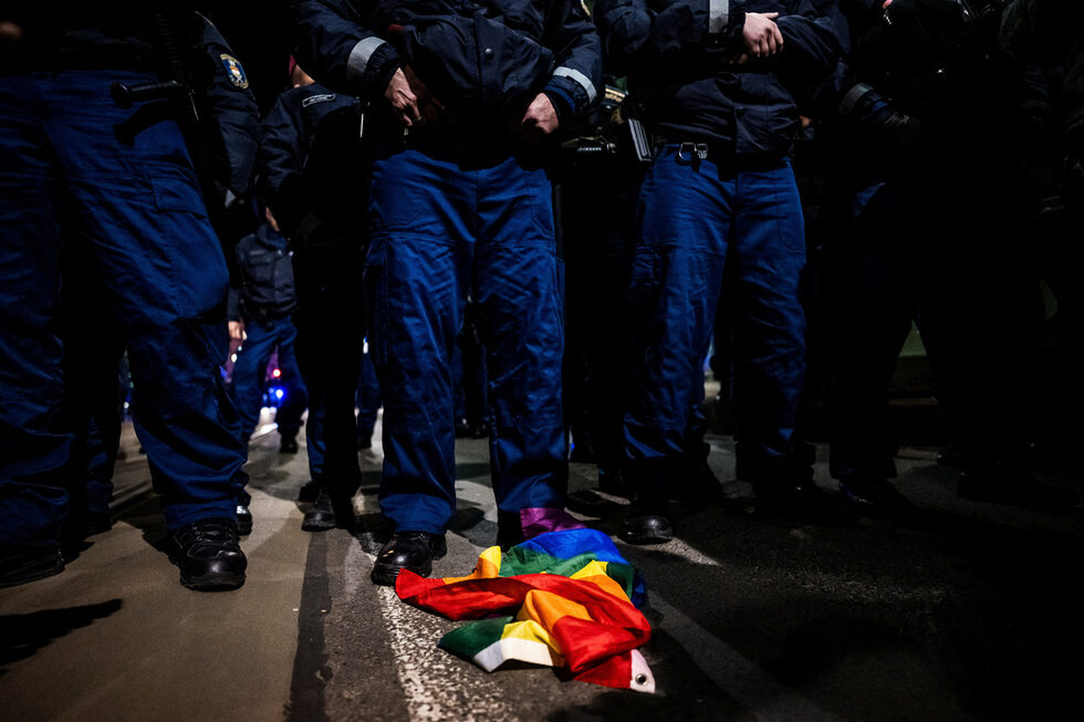Тридесет и три чуждестранни посолства също изразиха подкрепа.<br /><br />Организаторите са категорични: "Прайд няма да иска разрешение: това е протест."<br /><br />Очаква се най-голямото участие досега, включващо не само ЛГБТК+ хора и техните поддръжници, но и всички, които защитават демокрацията, свободата на словото и правото на събиране.