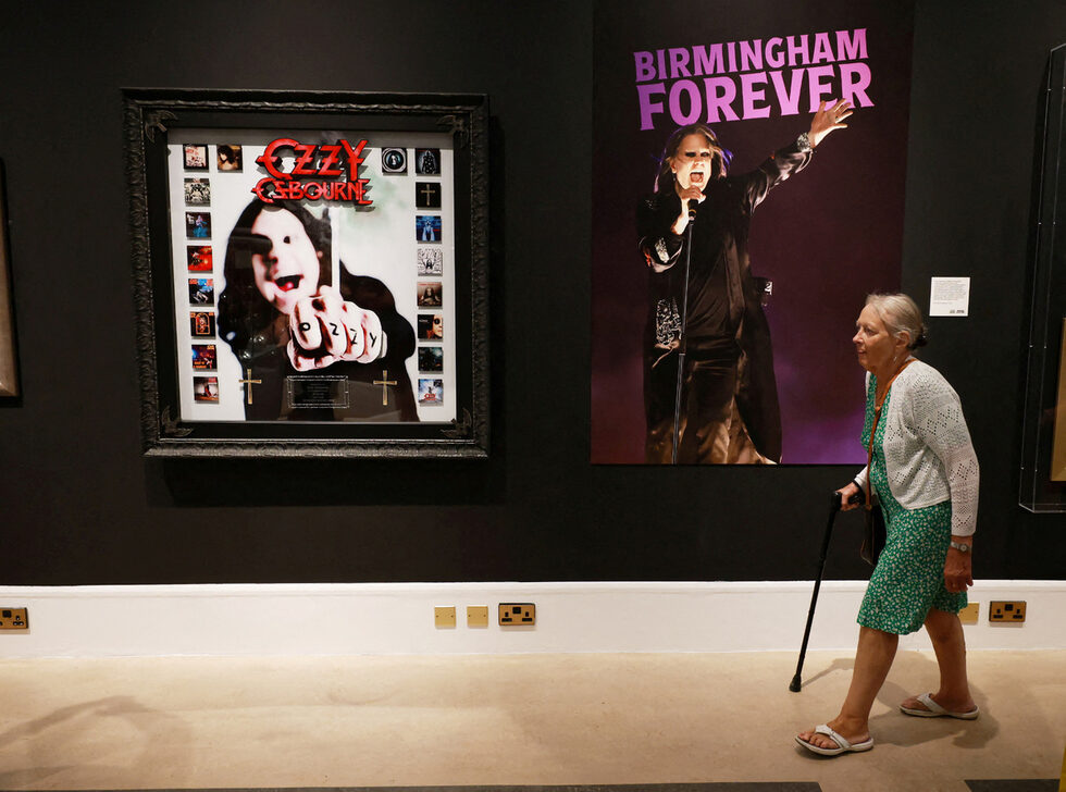 Фотогалерия: Бирмингам празнува Ози Озбърн и Black Sabbath