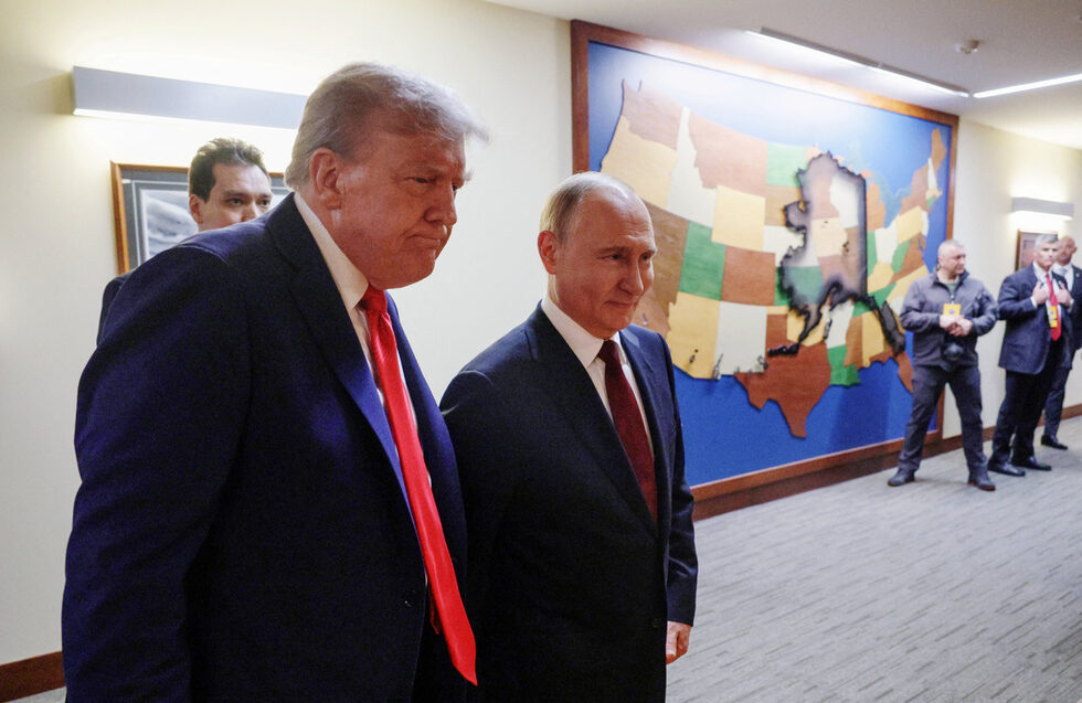 Фотогалерия: Срещата Тръмп – Путин в снимки