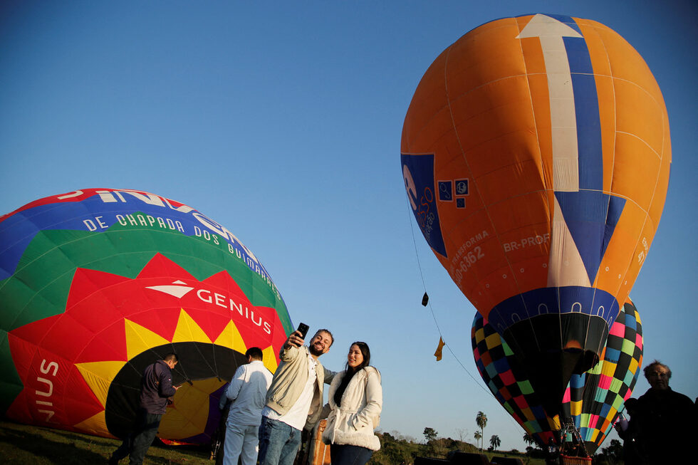 В рамките на събитието се проведе и фестивалът "Alto Paraná International Balloon Fiesta", който привлече хиляди посетители със своята богата програма.