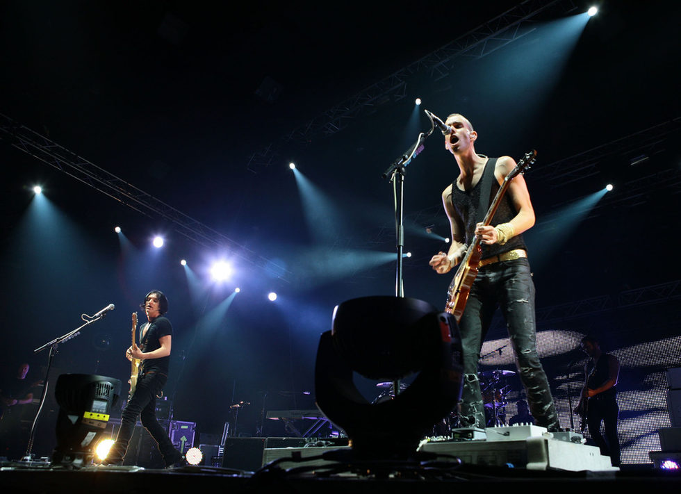 На 13 септември британската алтърнатив рок група Placebo свири за трети път пред българска публика в Зимния дворец в София. Събитието беше част от световното турне в подкрепа на последния им албум Battle for the Sun.